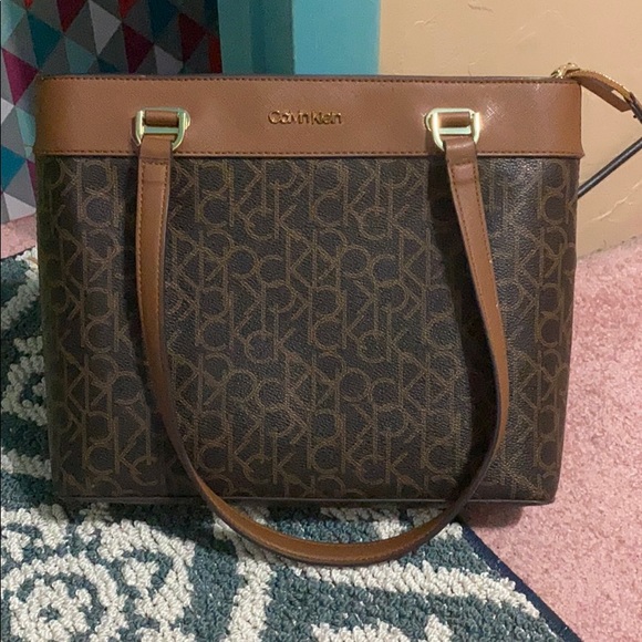 Calvin Klein Purse - Picture 1 of 2